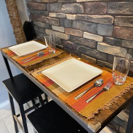 Brooklyn Spacious Space With Private Entrance, Bathroom, & Backyard - Full-Kitchen New York Kültér fotó